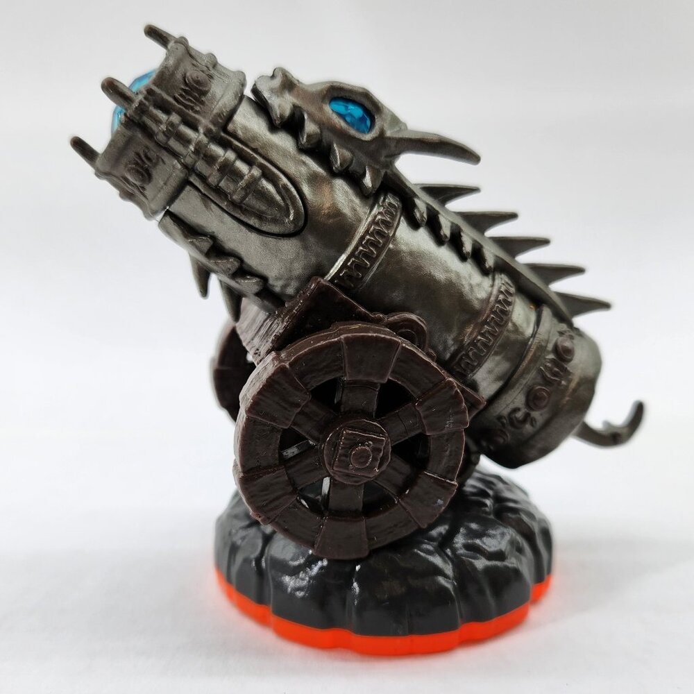 DragonFire Cannon Skylander from Giants Series